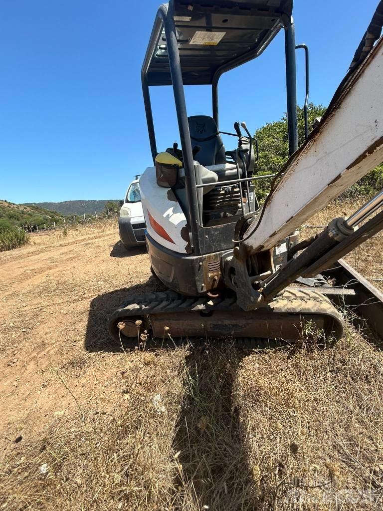  BOBACT E27 Miniescavatori