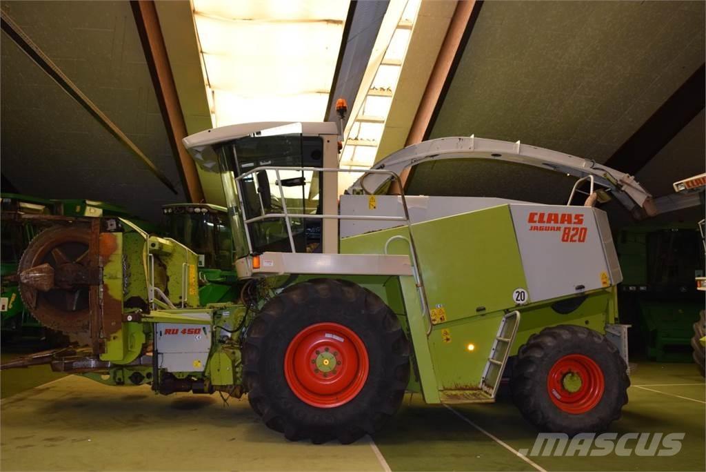CLAAS Jaguar 820 Trince semoventi