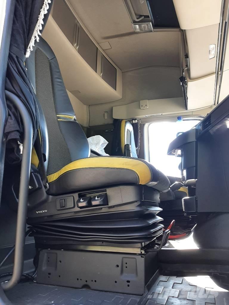 Volvo FH 16 Camion trasporto legname