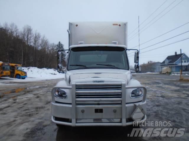 Freightliner M2 106 Camion cassonati
