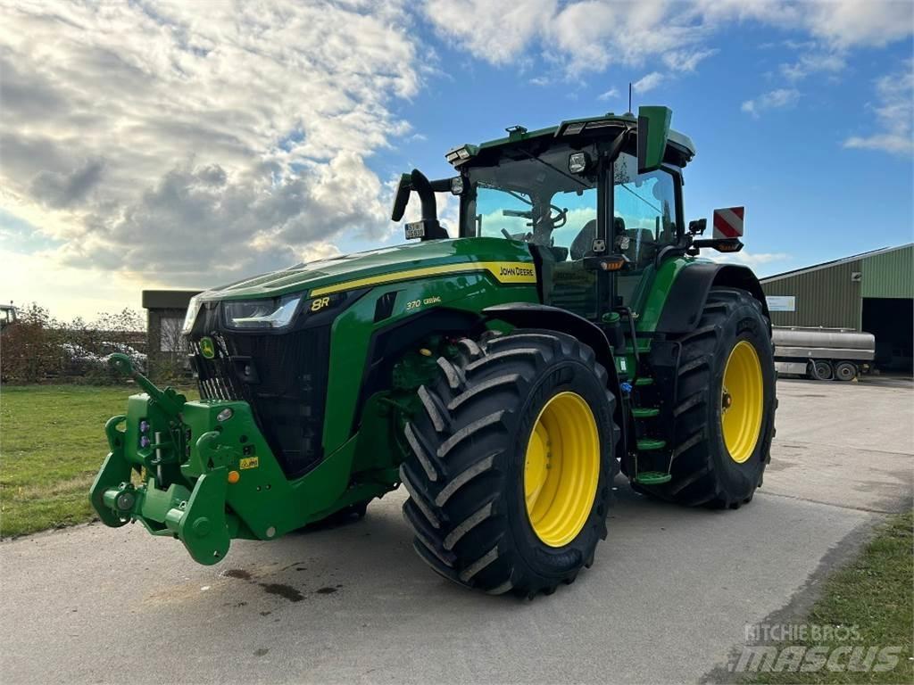 John Deere 8R370 Trattori