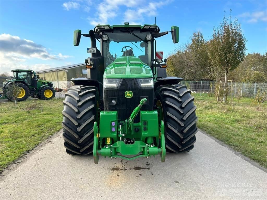 John Deere 8R370 Trattori