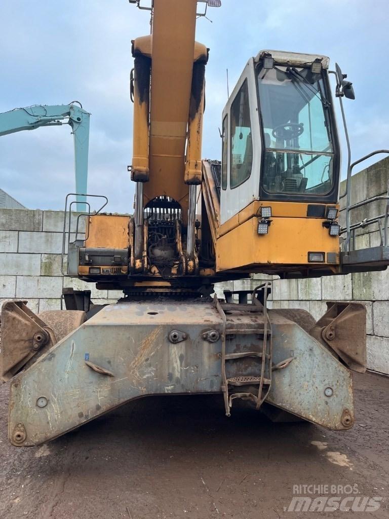 Liebherr A 954 B HD Movimentazione rifiuti