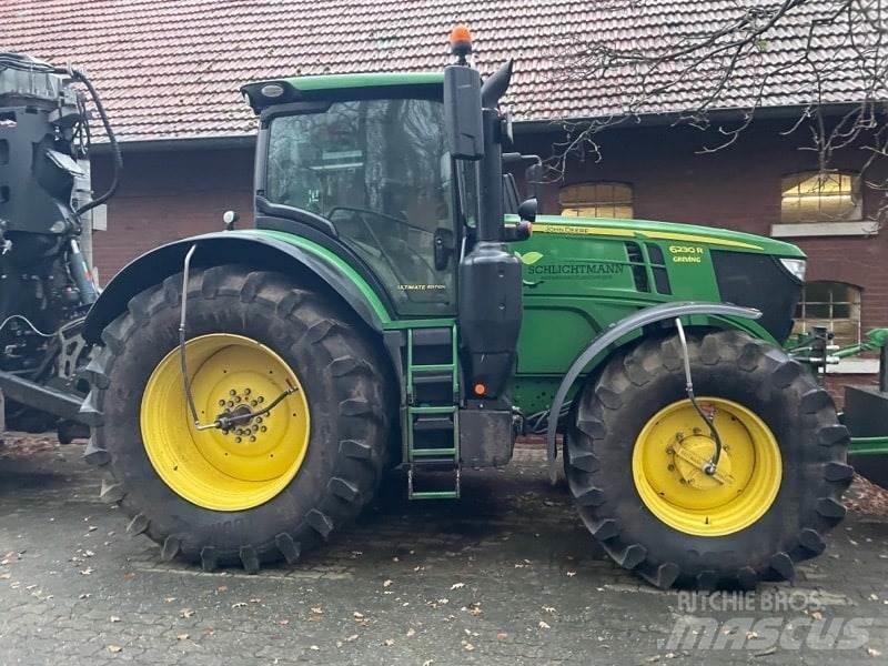 John Deere 6230R Trattori