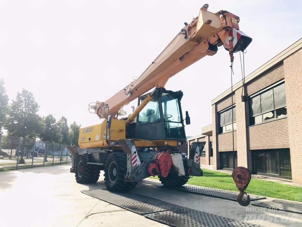 Sennebogen S 613 M Escavatori gommati