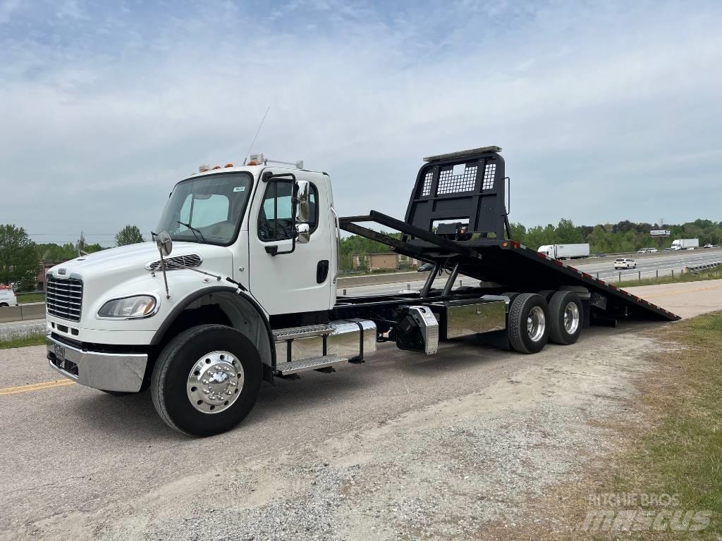 Freightliner M2 Carroattrezzi