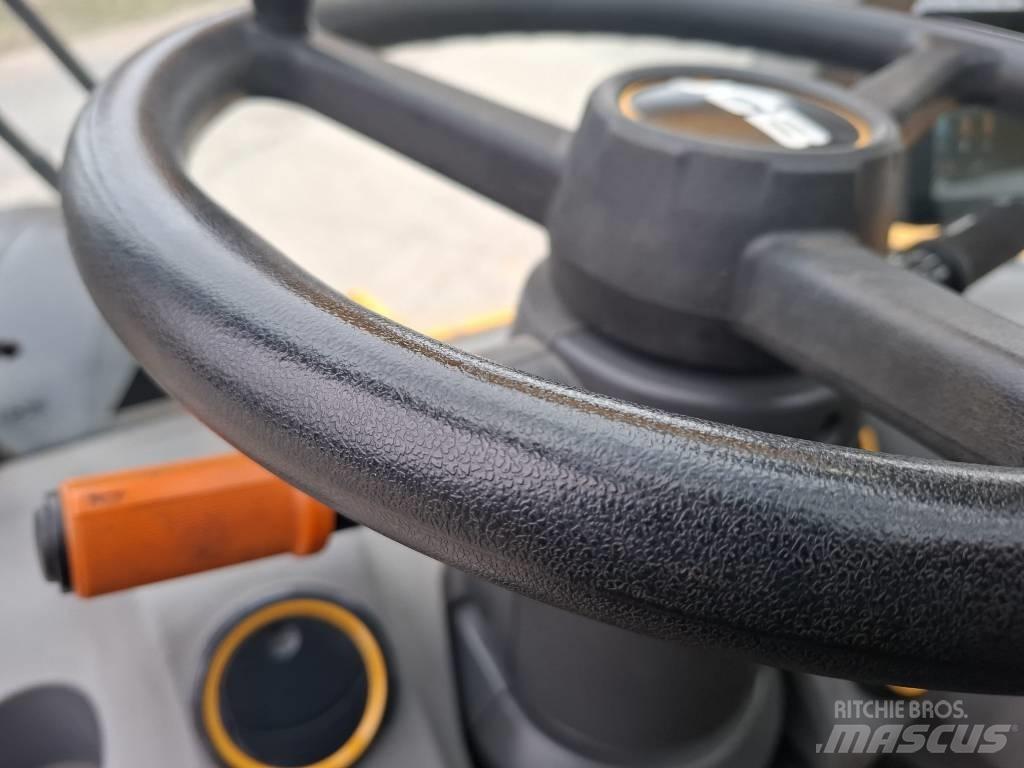 JCB 542-70 AGRI XTRA Sollevatori telescopici