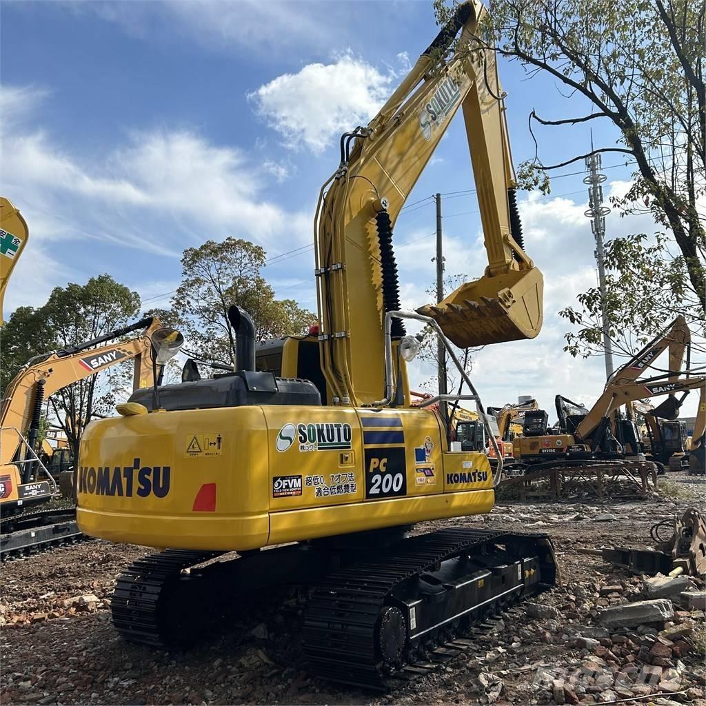 Komatsu PC200-8MO Escavatori cingolati
