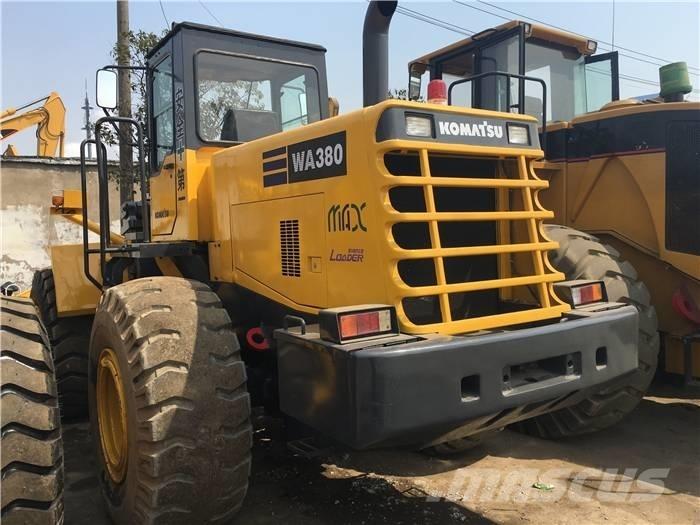 Komatsu WA 380-3 Pale gommate