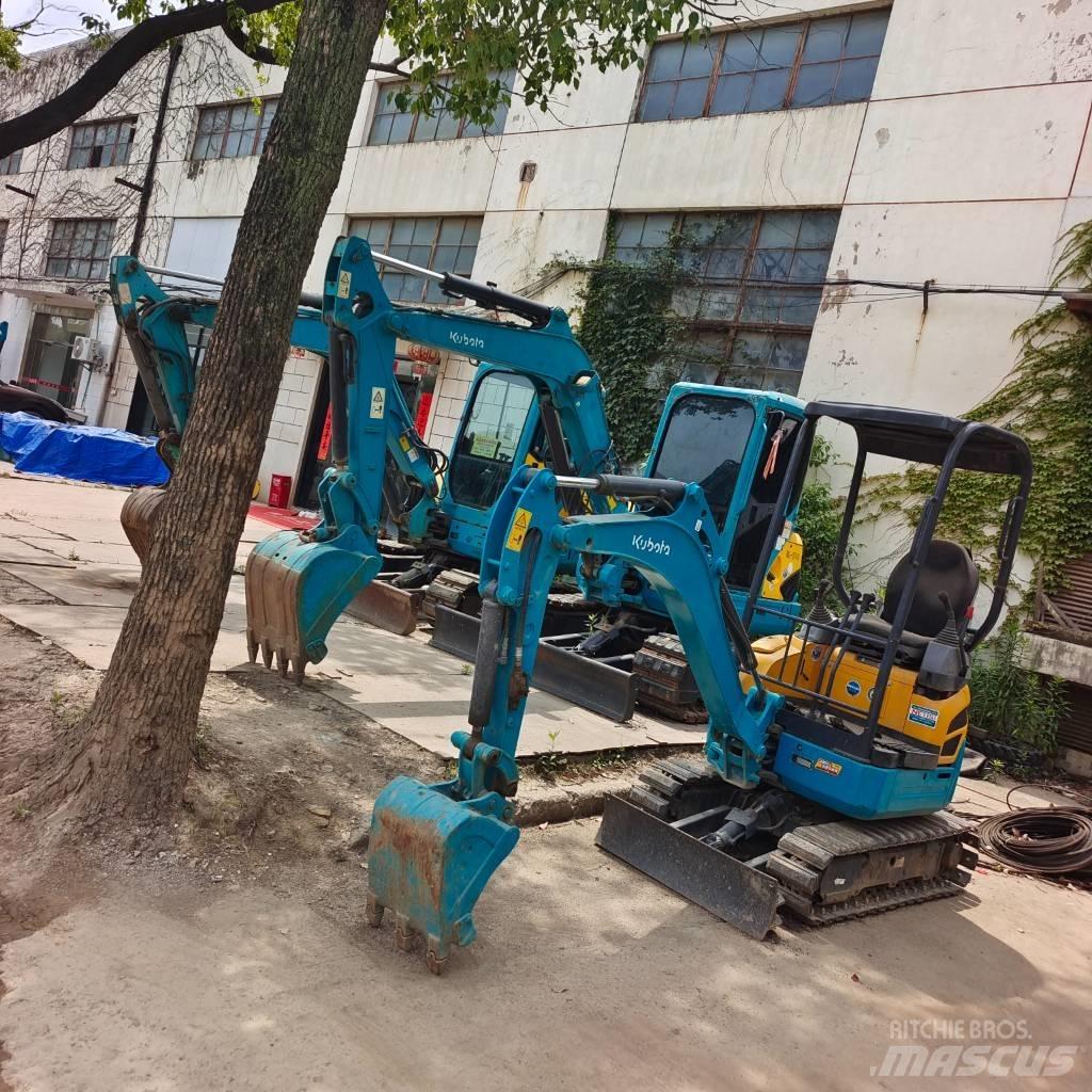 Kubota U-15 Miniescavatori