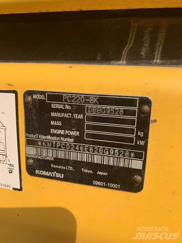 Komatsu PC 220-8 Escavatori medi 7t - 12t