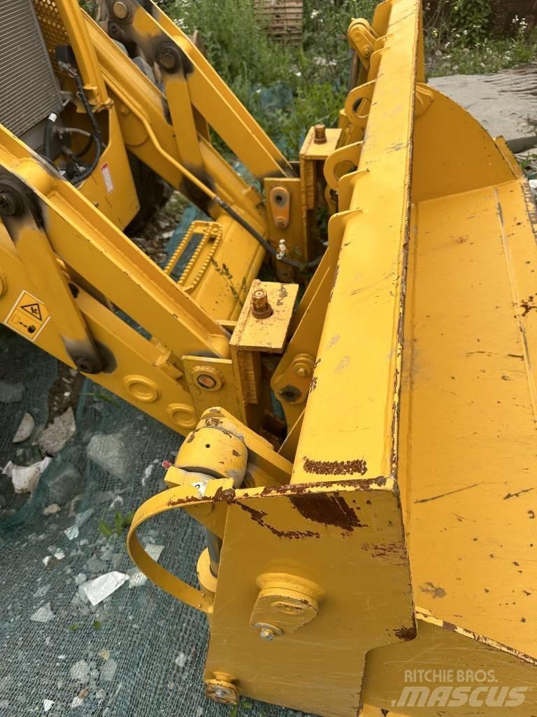 CAT 420 F Terne