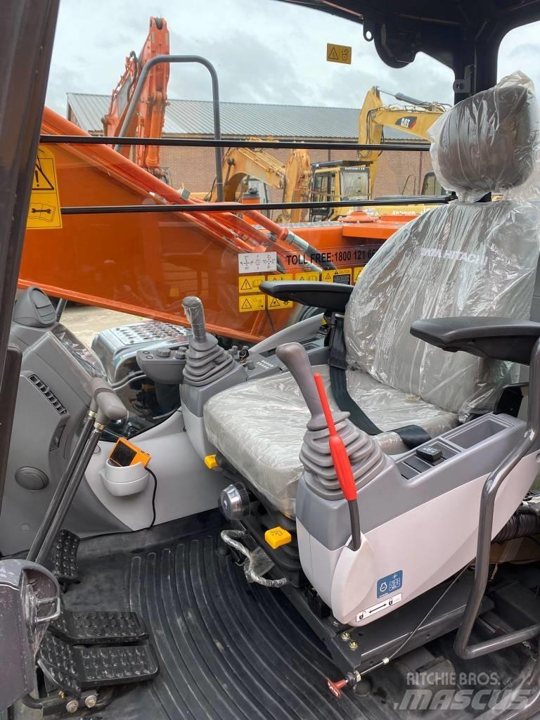Hitachi ZX 220LC-5G Escavatori cingolati