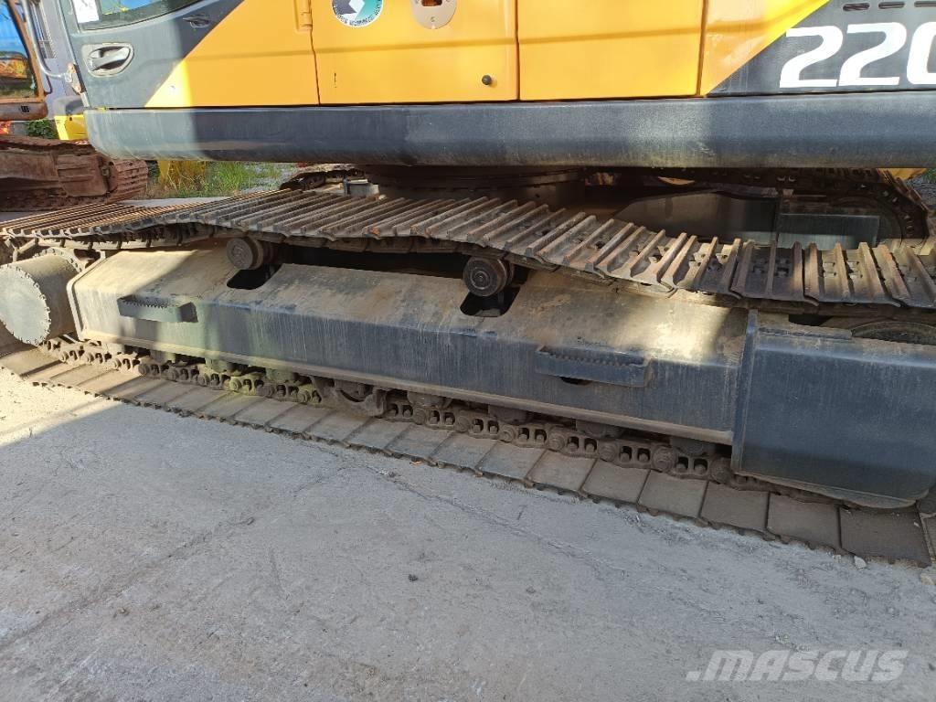 Hyundai R220LC-9S Escavatori cingolati
