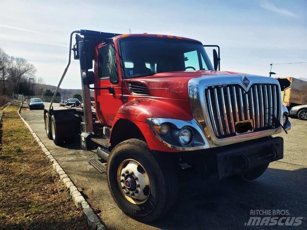 International WS7400 Camion con gancio di sollevamento