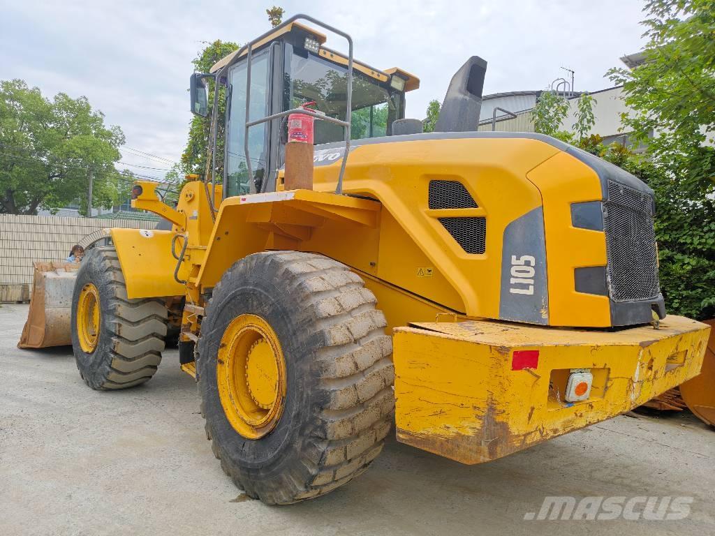 Volvo L 105 Pale gommate