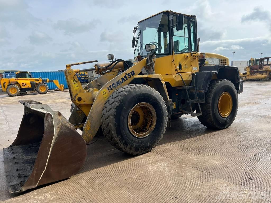 Komatsu WA 250-5H Pale gommate