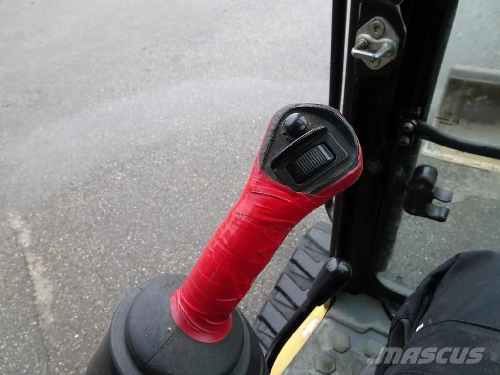 CAT 305E2 Miniescavatori