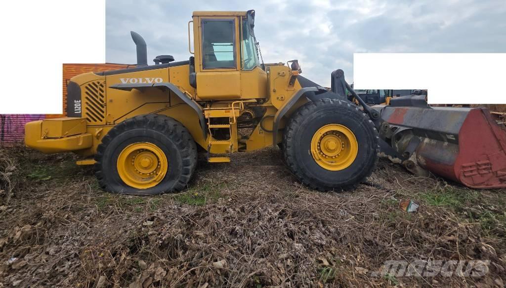 Volvo BM L 120 E Pale gommate