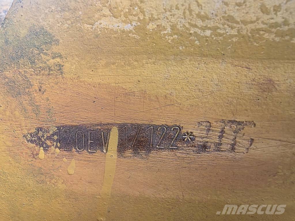 Volvo BM L 120 E Pale gommate