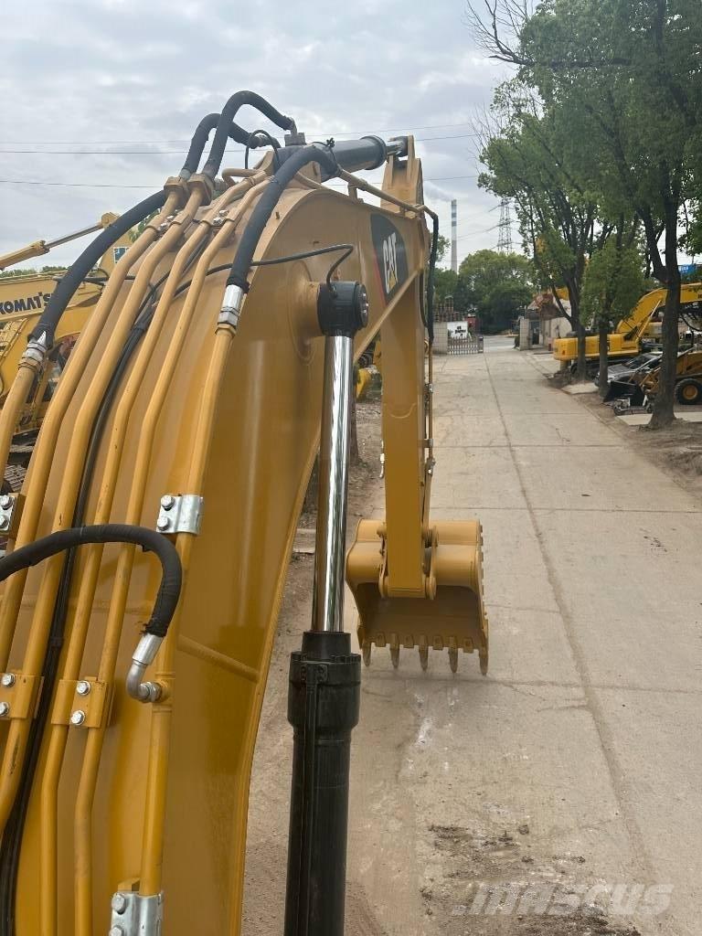 CAT CAT330D Escavatori medi 7t - 12t