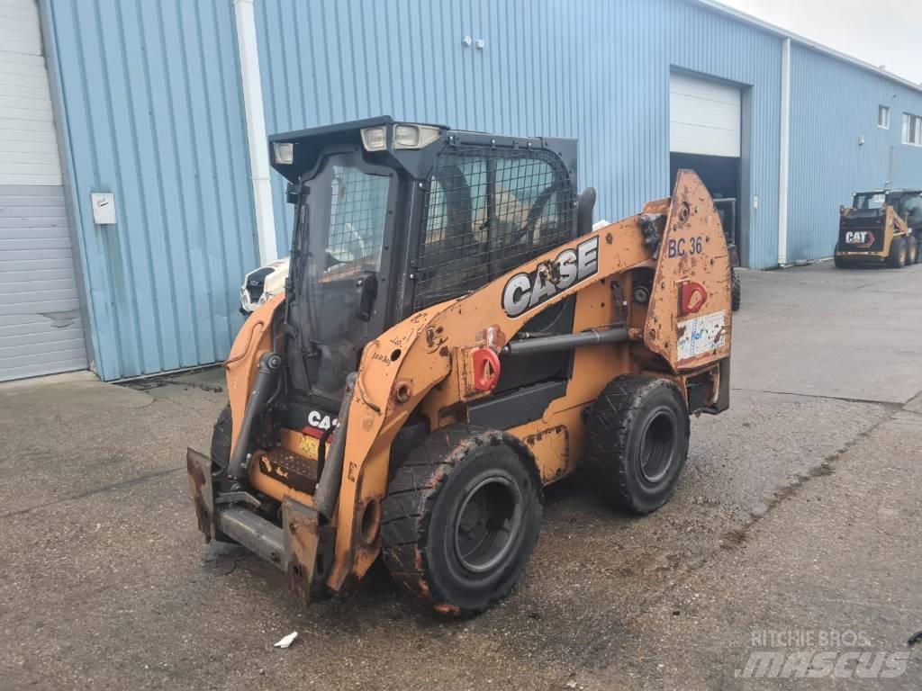 CASE SR 250 Mini Pale Gommate