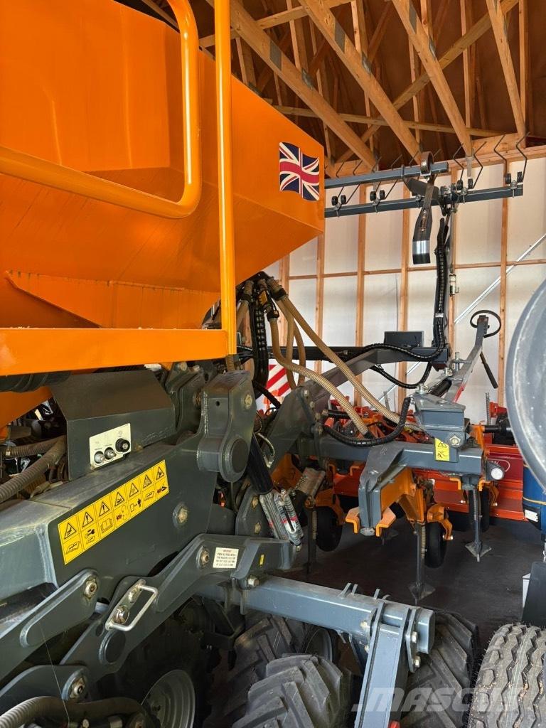  Mzuri  Pro Till 3t Perforatrici