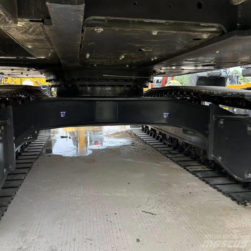 Volvo 220 Escavatori cingolati