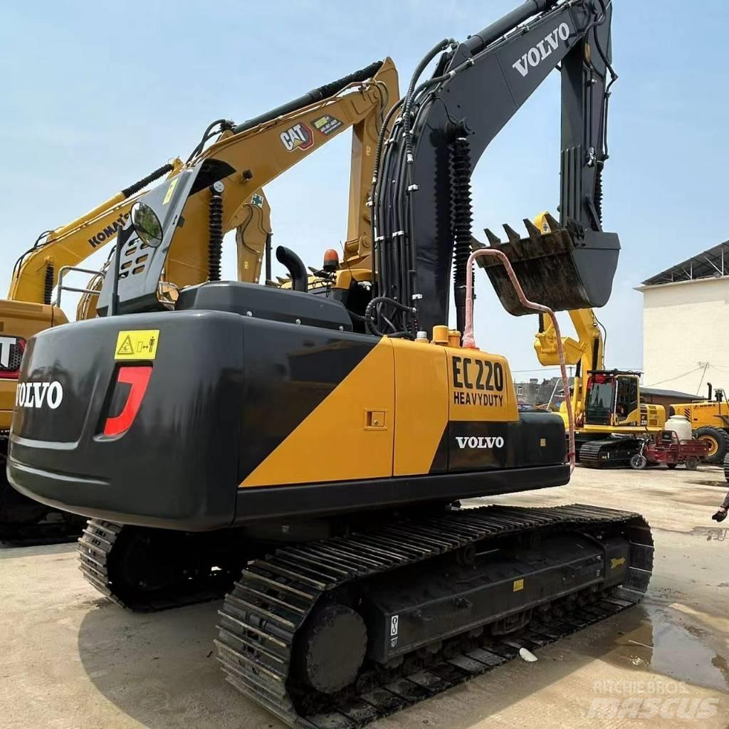 Volvo 220 Escavatori cingolati