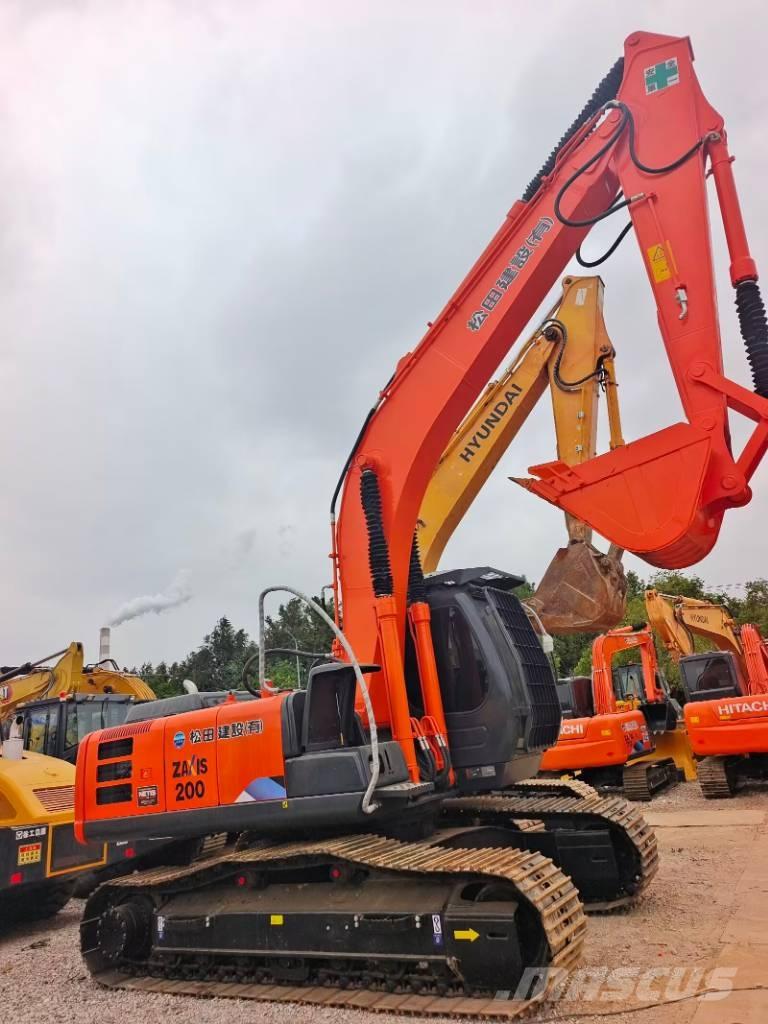 Hitachi 200-3G Escavatori cingolati