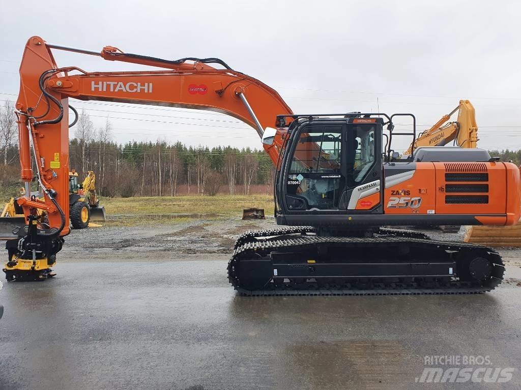 Hitachi ZX250LC-7 Escavatori cingolati