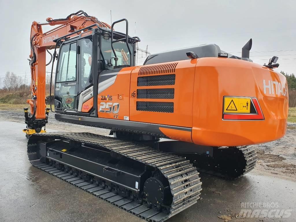 Hitachi ZX250LC-7 Escavatori cingolati
