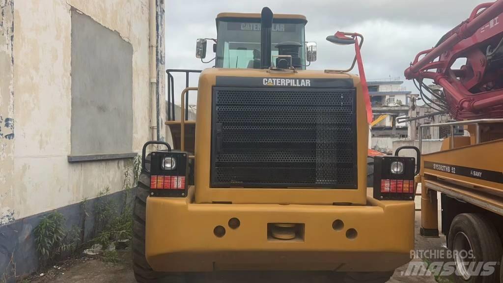 CAT 966 H Pale gommate