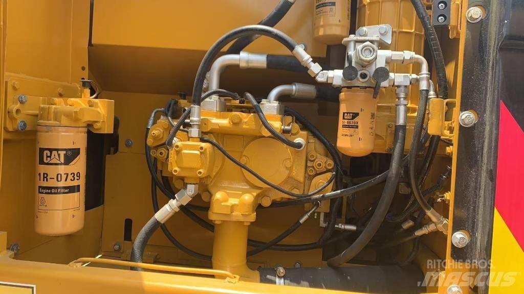 CAT 323 D2 L Escavatori cingolati