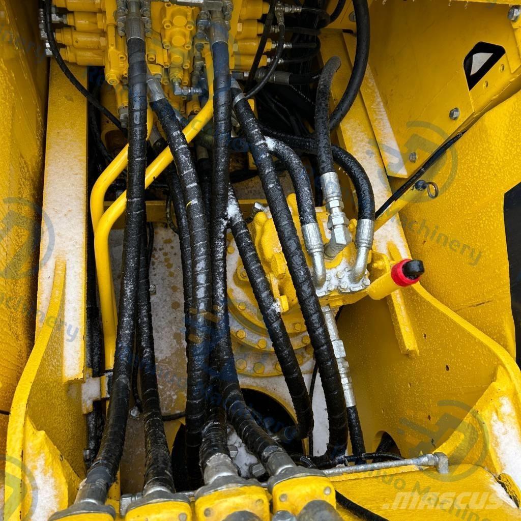 Komatsu PC200-8 Escavatori cingolati