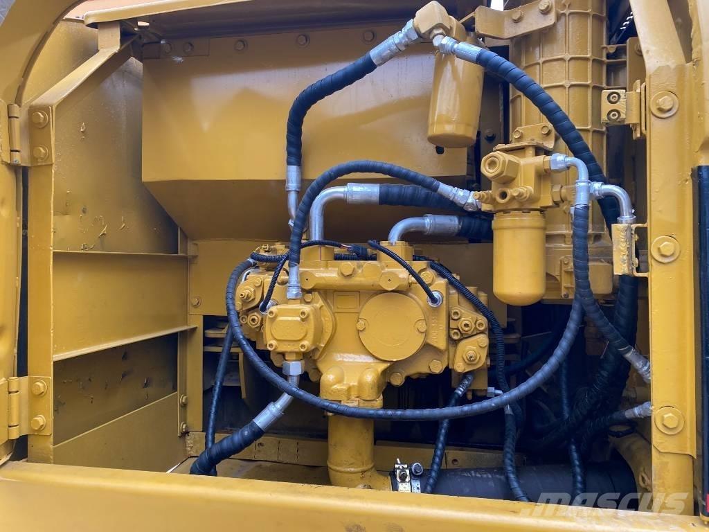 CAT 320 C L Escavatori cingolati