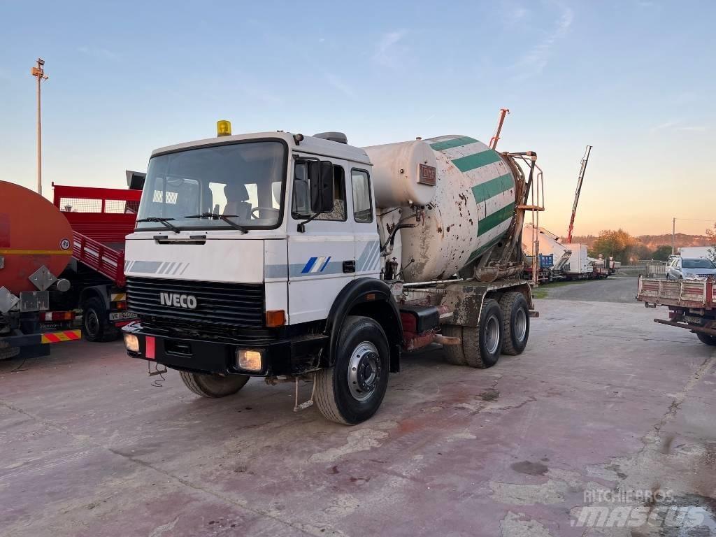 Iveco 330-30 Betoniere