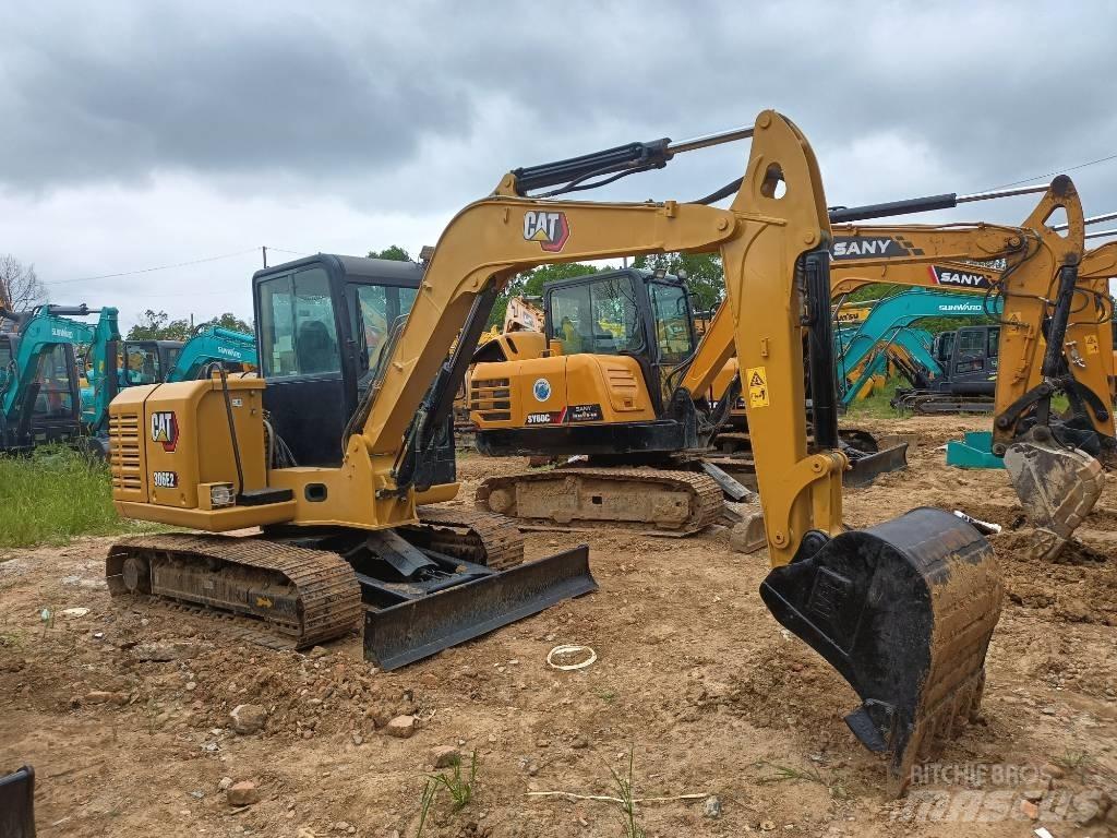CAT 306E2 Miniescavatori