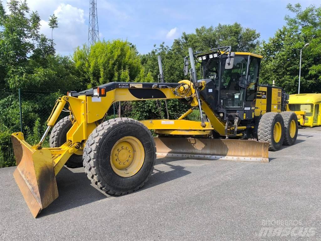 Komatsu GD 675-6 Motorgraders