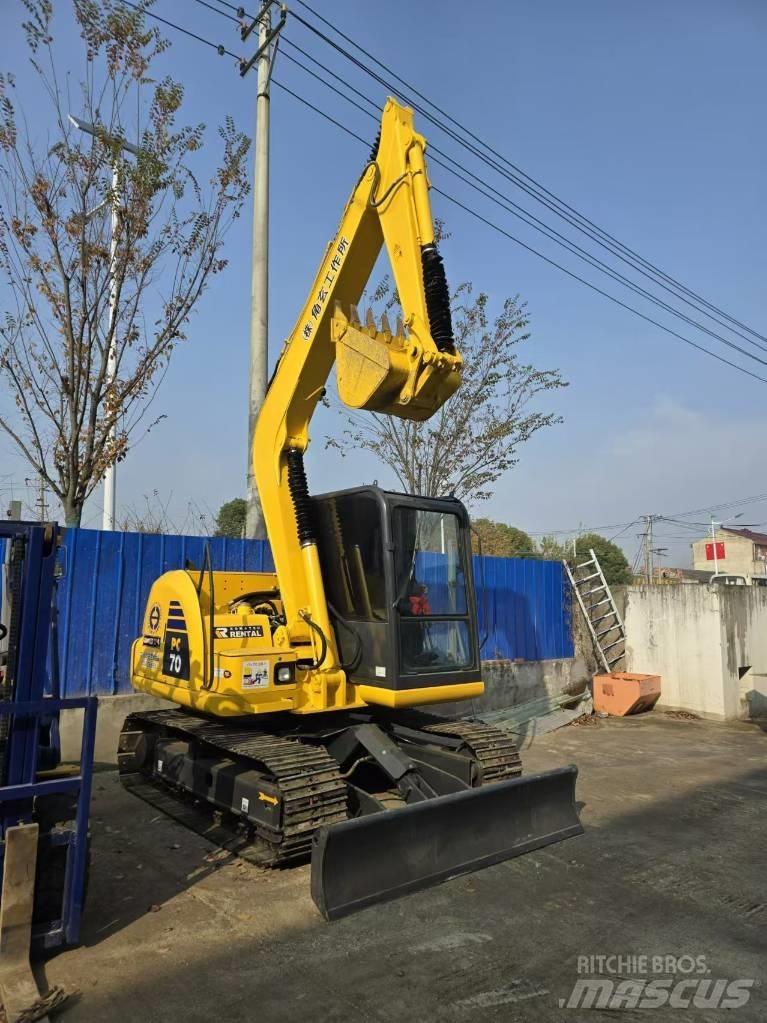 Komatsu PC 70 Miniescavatori