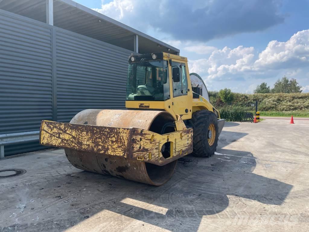 Bomag BW 216 DH-4 Rulli monotamburo