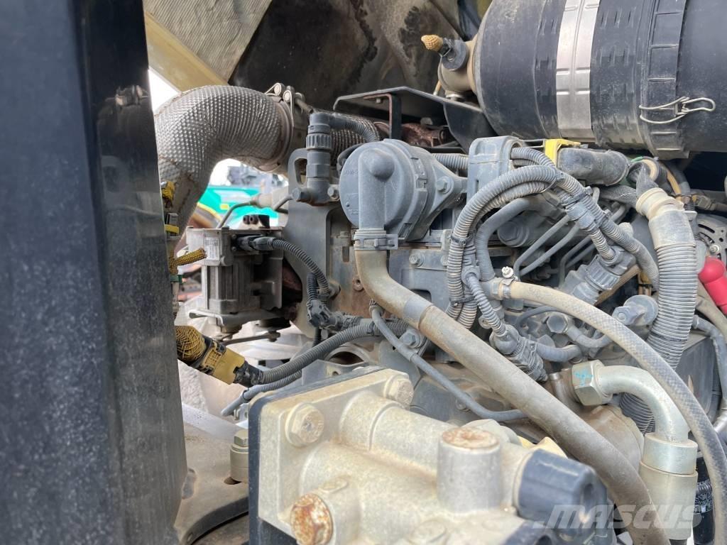 Bomag BW 216 DH-4 Rulli monotamburo