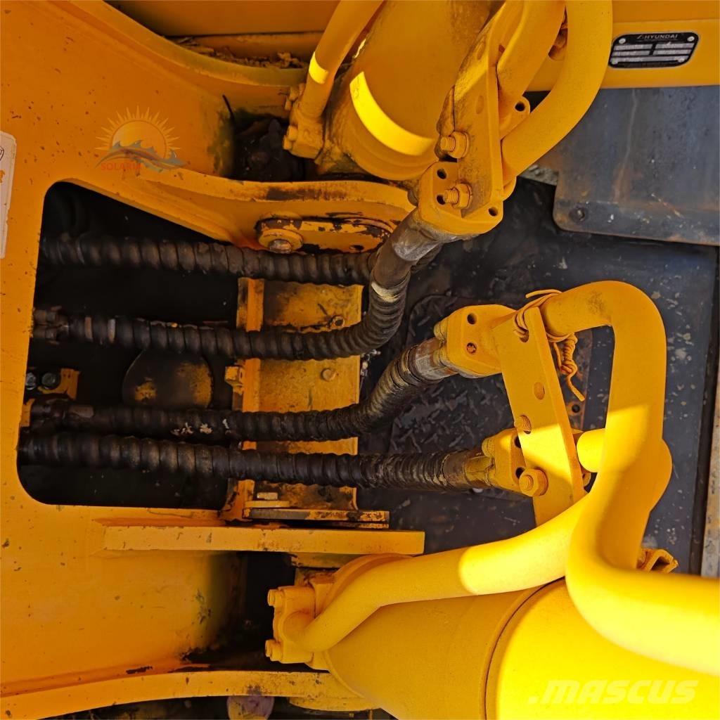 Hyundai Robex 210W-7 Escavatori gommati