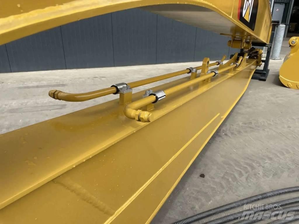 CAT 323F 18m Set Retroescavatori