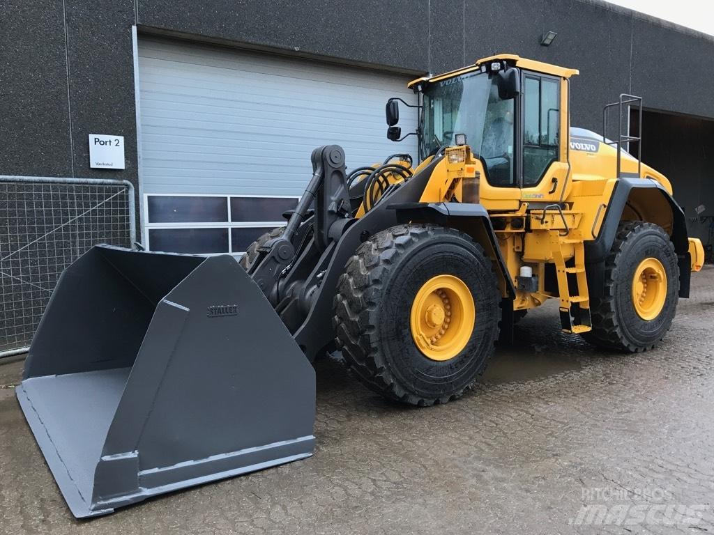 Volvo L150H Pale gommate