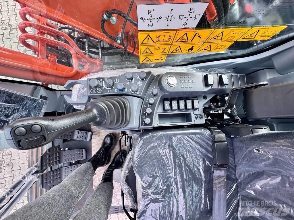 Hitachi ZX160LC-7 Escavatori cingolati