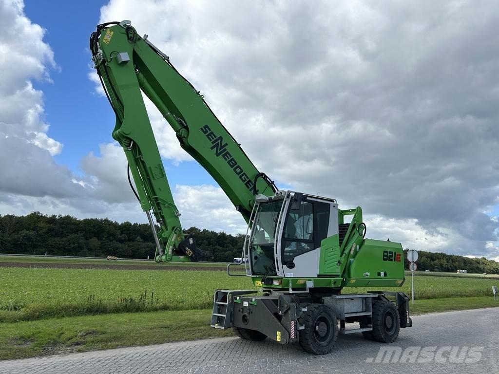 Sennebogen 821MET5 Movimentazione rifiuti