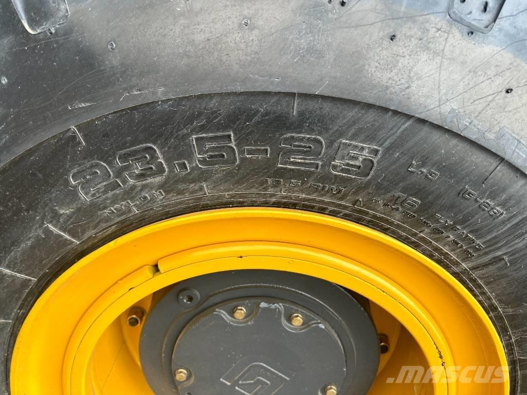 LiuGong CLG 856 H Pale gommate