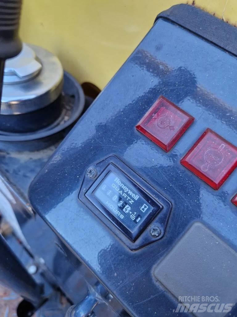 Yanmar C12R-B Dumper cingolati