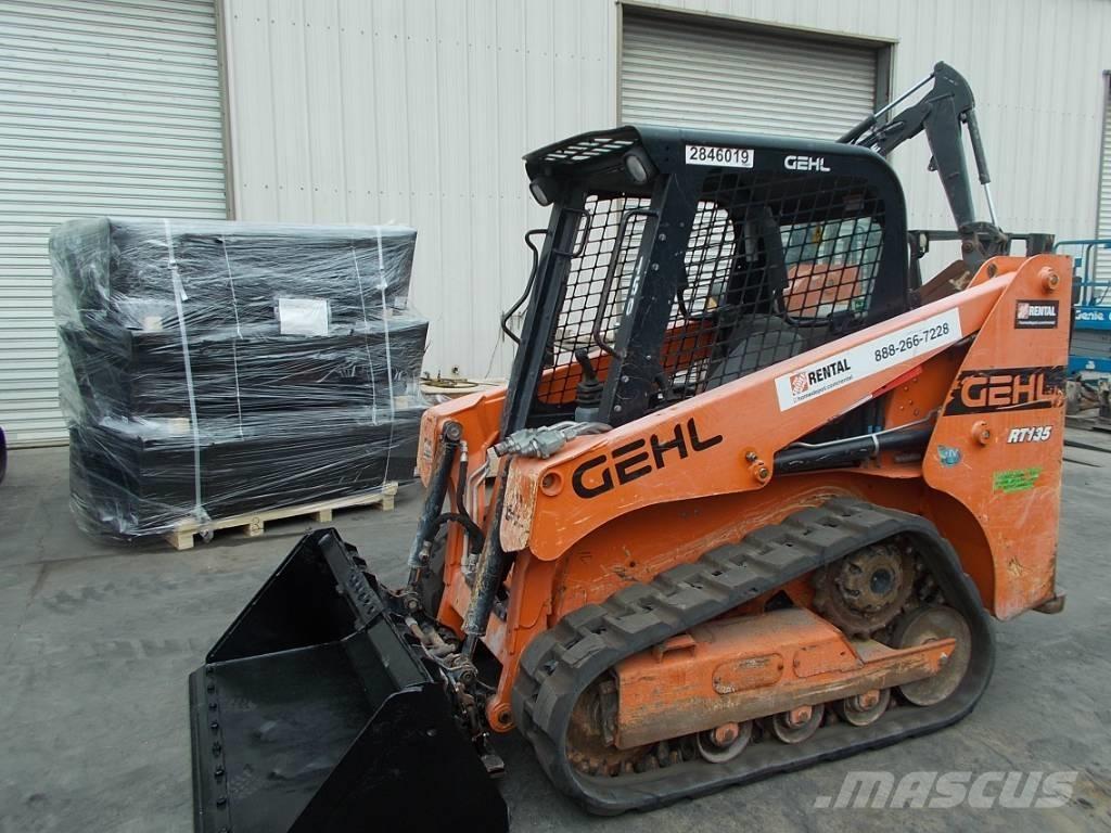 Gehl RT135 Mini Pale Gommate